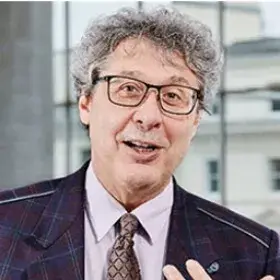 Photo of Christopher Tucci