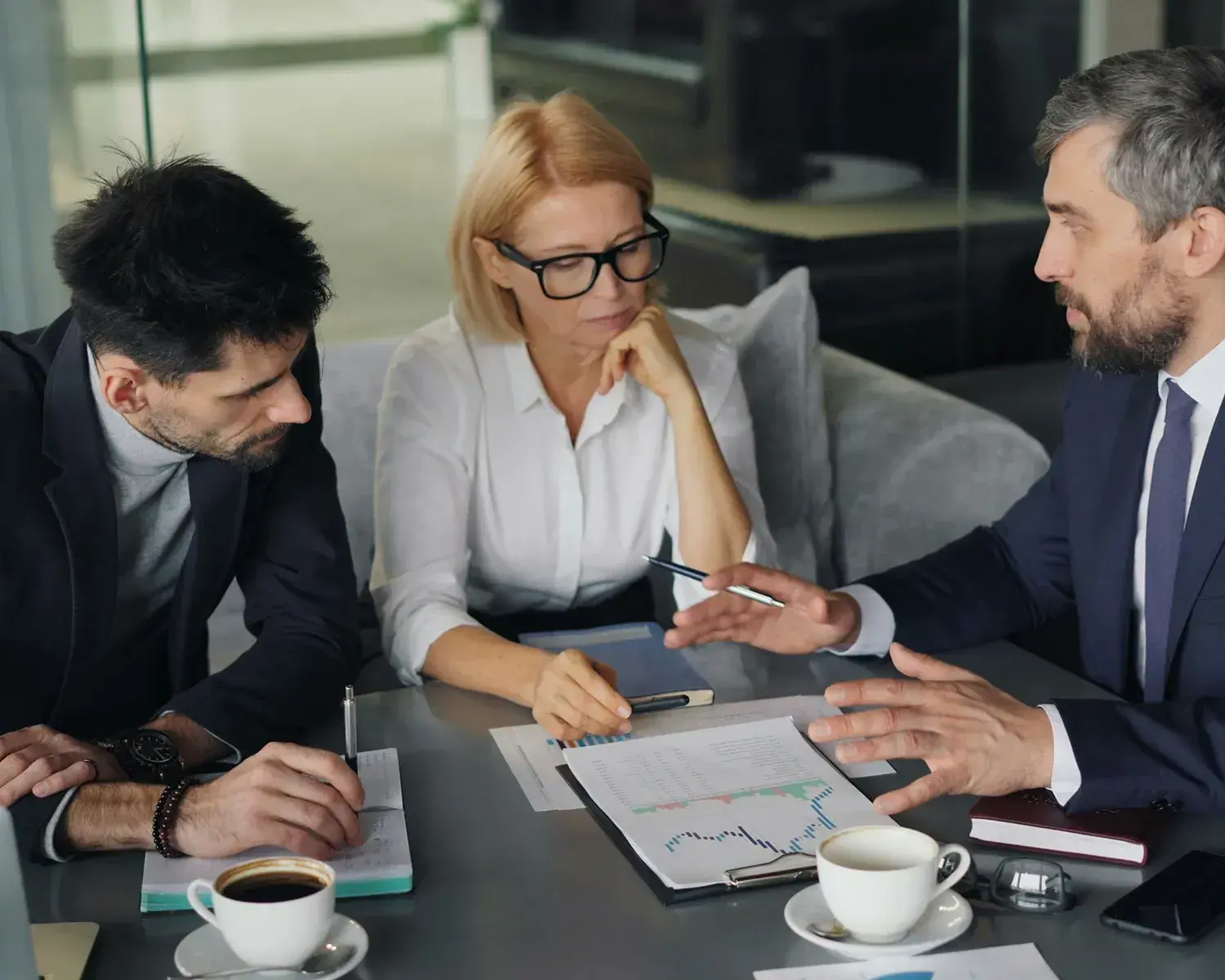 how-to-become-a-financial-auditor